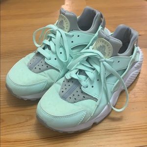 ✨ Nike Huarache ✨